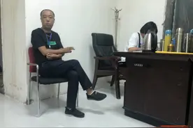 凌晨，女大学生株洲市场厕所旁抽烟被“扣留”两小时图片