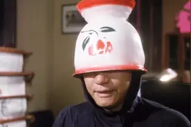 还记不记得星爷电影《无敌幸运星》里这位痰盂超人？太搞笑了！视频封面