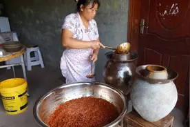 重庆正宗辣椒酱做法：配料详细，一看就会，拌饭能吃三大碗！视频封面