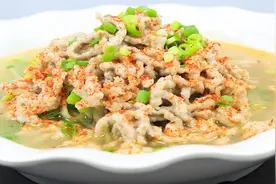 厨师长分享水作牛肉的做法，嫩滑爽口，有菜有汤特别实惠视频封面