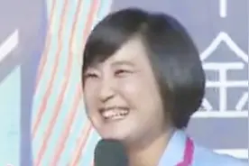 贾玲机智救场，把记者都笑死了，跟情商高的人相处真的很舒服视频封面