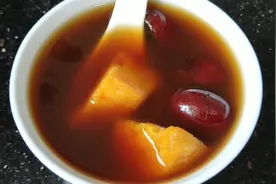 女人气血不好要常喝这一碗汤，下料做法简单，美容消暑不易长胖！视频封面