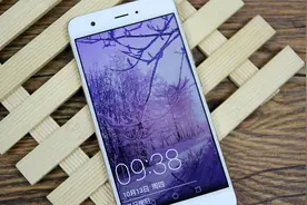 华为顶级旗舰：高颜值+5英寸+金属机身+大内存，降至1150元！视频封面