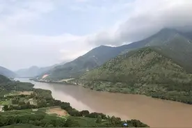 深情！三分钟带你共饮长江水图片
