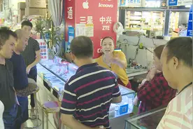 实名制后电话“黑卡”玩新套路！实名卡叫价60元1张 他人信息注册视频封面