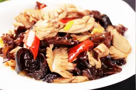 强腰补肾效果好，家常美味小炒，木耳炒腰花！视频封面