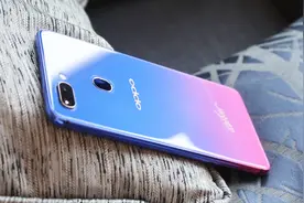 从2999到2299，OPPO R15上市五月降价700元，网友：给R17让路？