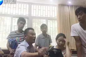 带孩子郑州务工，居住证没下来不能上学！派出所开凭条，教育局：不认视频封面