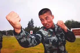 武警擒敌术——“沾衣十八摔”的“武功秘籍”，快来和兵哥哥学一招图片
