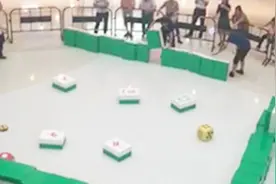 五个朋友陪闺蜜孕妇打麻将，输钱就喊肚子痛，结果孩子真的生了！视频封面