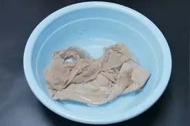 丝袜穿几次就勾丝破洞？教你两招，穿一年都不勾丝，太实用了视频封面