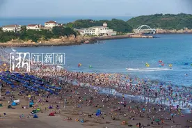 快抓住夏天的尾巴！朱家尖南沙游客爆棚图片
