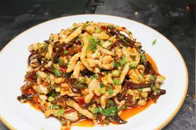 厨师长教你做正宗鱼香肉丝，色香味俱全，家里也可做出酒店的味道视频封面