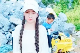 贵州23岁农村女孩，突遭大病双腿无法行走，网友：心疼这个女孩视频封面
