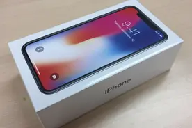 5499元的iPhone X，开箱的一瞬间我笑了：这3个月工资花得值！视频封面