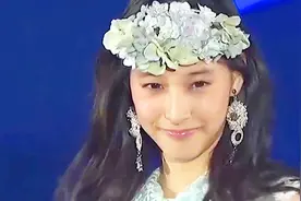 日本最红麻豆 新木优子东京时尚秀 仙气十足！视频封面