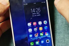 没想到vivo手机还有这么实用的功能，开启小屏模式，适合单手操作视频封面
