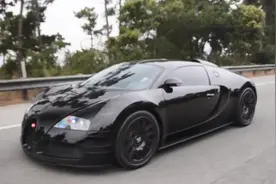 实拍 全黑布加迪 威龙 Grand Sport 16.4 霸气！视频封面