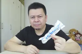 试吃“13舰艇飞行巧克力”，大神要体验一把飞行员的美食视频封面