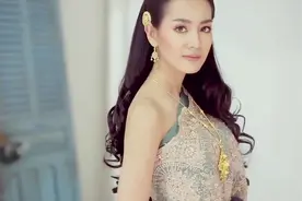 柬埔寨女生翻唱中国歌曲-抒情慢板《水长流》视频封面