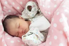 如果头胎是个男孩，你还会考虑要2胎吗？这笔账算完再要2胎也不迟视频封面