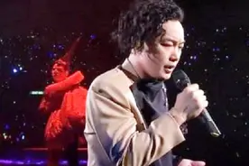 陈奕迅浮夸好听却难唱？其实这首歌小有来历和张国荣有莫大关系视频封面