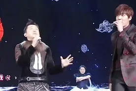 庾澄庆《情非得已》被打包安琪、李佳丹翻唱，情歌变嗨曲燃炸全场视频封面