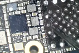 4014错误代码，iPhone SE不开机二修机，四个故障点起死回生视频封面