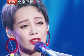宁静一首《船歌》犹如天籁，唱出不同的味道，听十遍不过瘾！视频封面