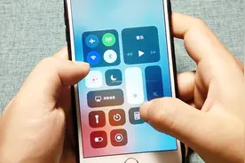 开启三维触控功能，用ios手机更得心应手，还在等什么视频封面