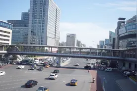 实拍北京中关村，是国家第一个自主创新示范区，被誉为中国硅谷视频封面