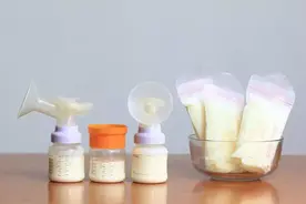 母乳怎么保存？先看这一篇，做错就白白浪费了！图片
