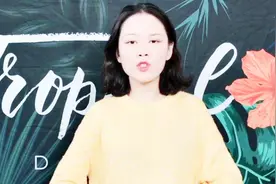老狼的经典民谣《虎口脱险》，好听的美女翻唱版，超暖心视频封面