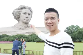 欢子走进橘子洲，各种新奇景象看得眼花缭乱，太壮观了视频封面