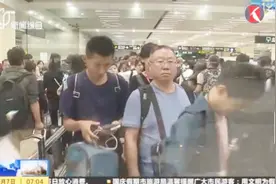 凌晨上海地铁依旧灯火通明！服务返程客流 将运营至凌晨0点30分！视频封面