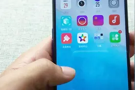 如何查看已删除人的微信动态呢？教你一招，立刻解决视频封面
