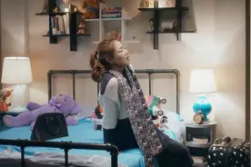孕妇独自在家突然肚子疼，给朋友打电话没人接，还好他就在家门口视频封面