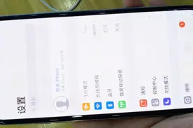 iPhone X烧屏现场实录：严重影响正常使用！视频封面