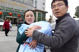 还记得生完孩子后老公对你说过什么话吗？宝妈：真不中用又是儿子视频封面
