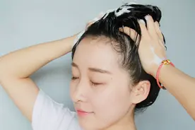 医生提醒，孕妇最好不要用这种洗发水，对胎儿健康不利视频封面
