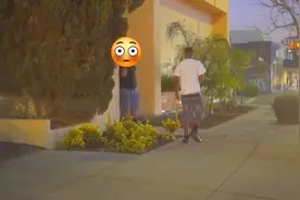 恶作剧：手机里藏电击装置，故意遗落街头，路人被电到抽筋视频封面