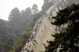 世界上“最惊险”的楼梯，中国有2个，最后一个少有人敢上去！