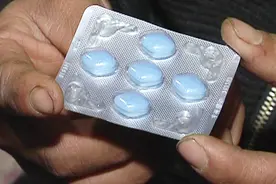 6岁女孩靠伟哥续命，128元1粒一天就吃一片半！谁能救救孩子？视频封面