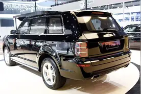 近5米2的国产豪华SUV，重3吨搭载V8引擎、全时四驱系统视频封面