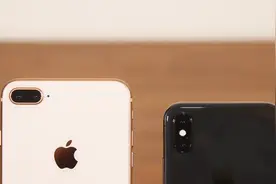 iPhone 8P为什么才是真正的苹果机皇？和iPhone X一比我慌了！视频封面