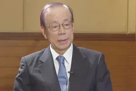 福田康夫：中日关系改善并不是因美国而采取权宜之策视频封面