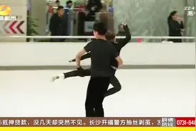 爸妈都是花样滑冰的世界冠军，滑冰的遗传基因似乎只传给了安娜！视频封面
