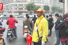 宁等三分不抢一秒！引导员用通俗短句疏解交通视频封面