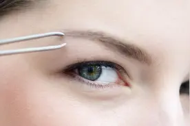 纹眉的好处与坏处，有多少纹眉的人还不知道，快打开看看吧视频封面
