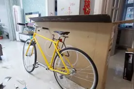 最高颜值700bike公路自行车开箱安装全过程视频封面